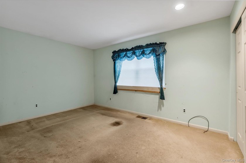 Welcome to 7 Daria Dr. Oakdale, NY - Windmill Gate 55+ Community - photo 14