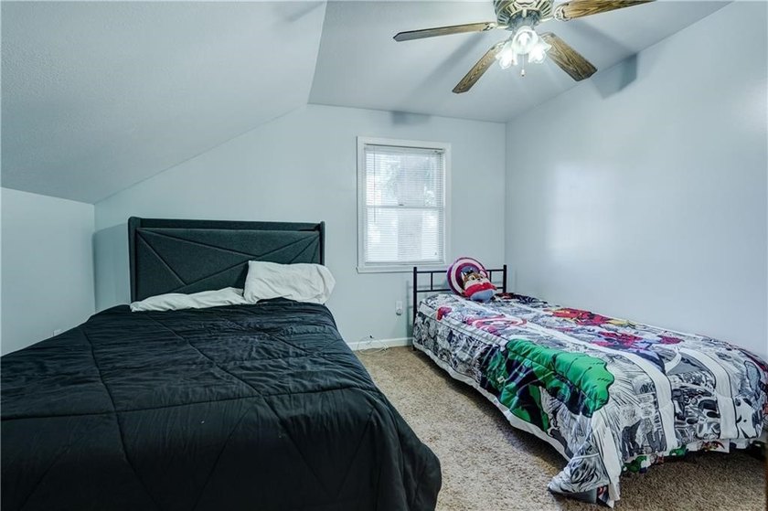 -NO DELAYED NEGOTIATIONS- This charming home has been - photo 18