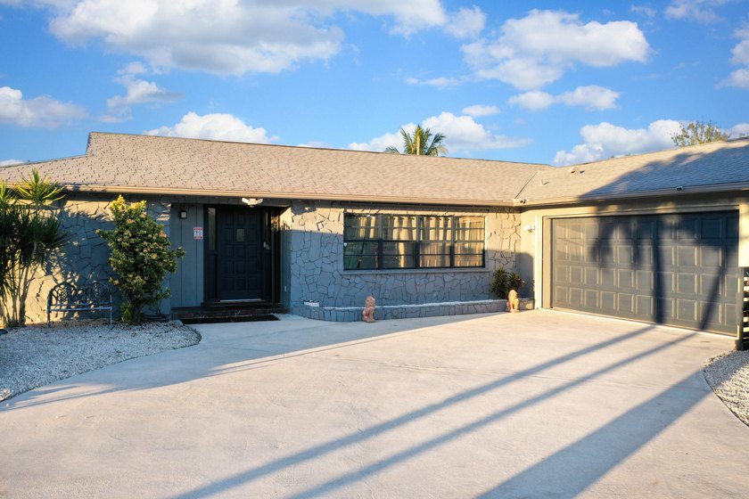 BUYER FINANCING FELL THROUGH! New Roof being put on for New - photo 12