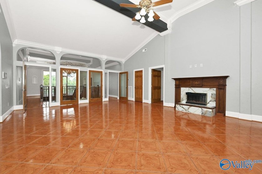 This must-see water property with 4 levels is waiting for you. 5 - photo 44