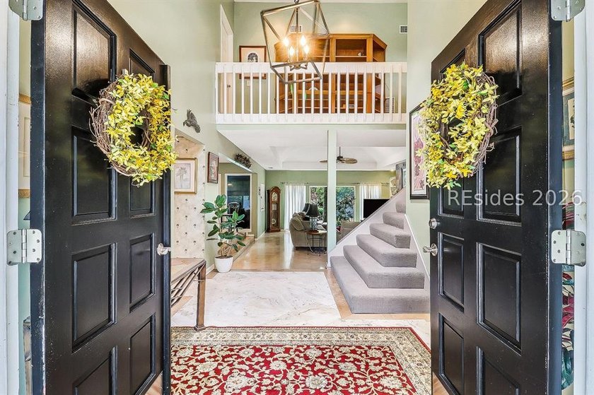 Exceptional value on superbly maintained residence with spacious - photo 10