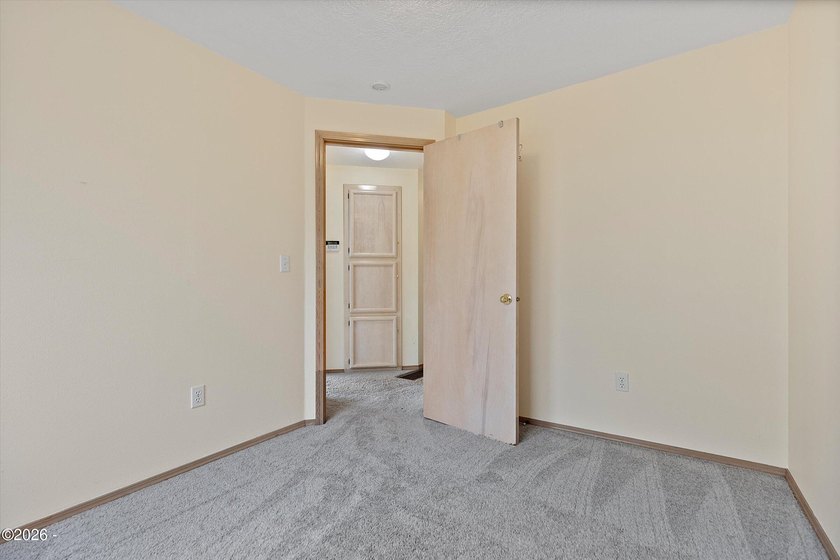 Ocean view, beach access, and coastal flexibility just across - photo 17