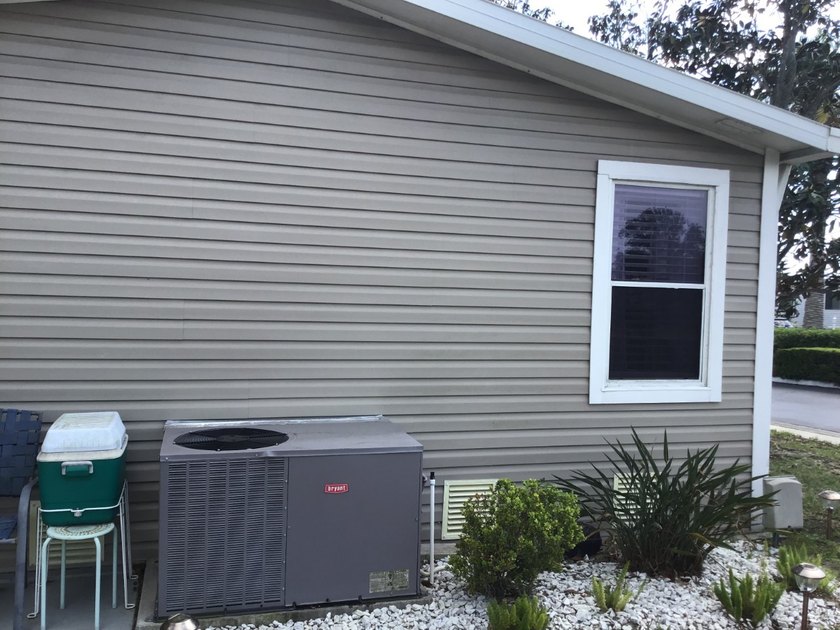 *SPECTACULAR updated corner **Key West Vibe **Unit Located in a - photo 30
