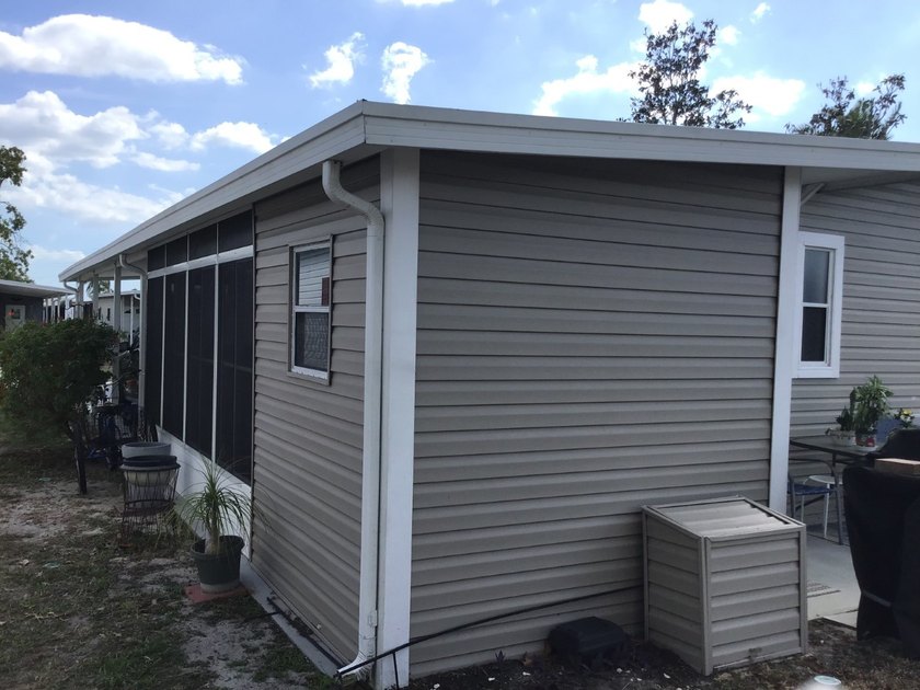 *SPECTACULAR updated corner **Key West Vibe **Unit Located in a - photo 31