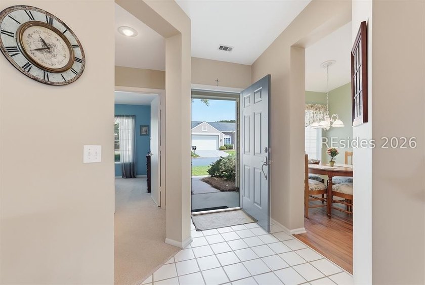 Enjoy easy living in this bright and inviting Summerton model - photo 5