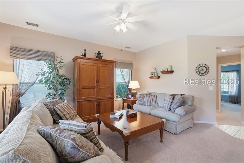 Enjoy easy living in this bright and inviting Summerton model - photo 10