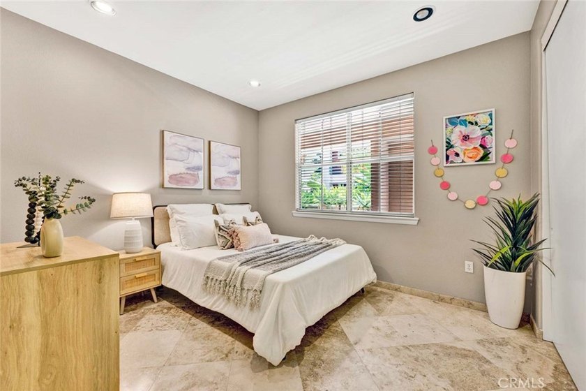 5142 Warner Ave 109 - photo 16