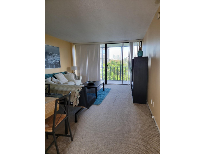 INVESTORS. FLIP OPPORTUNITY. PRIME AVENTURA LOCATION. PRICELESS - photo 16