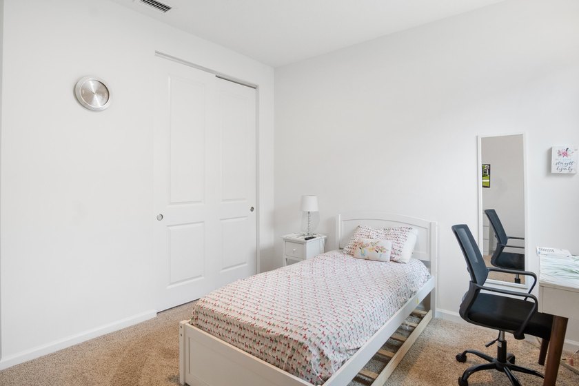 Welcome to this single-story residence in the Emery II community - photo 21
