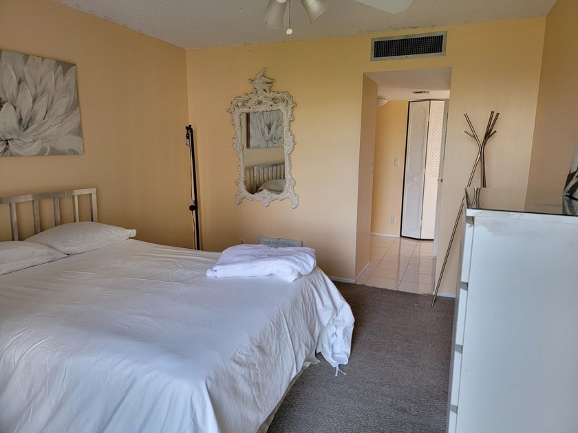 INVESTORS. FLIP OPPORTUNITY. PRIME AVENTURA LOCATION. PRICELESS - photo 22