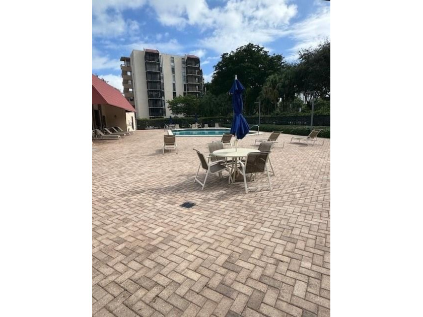 INVESTORS. FLIP OPPORTUNITY. PRIME AVENTURA LOCATION. PRICELESS - photo 31