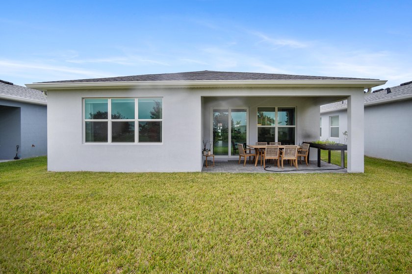 Welcome to this single-story residence in the Emery II community - photo 34
