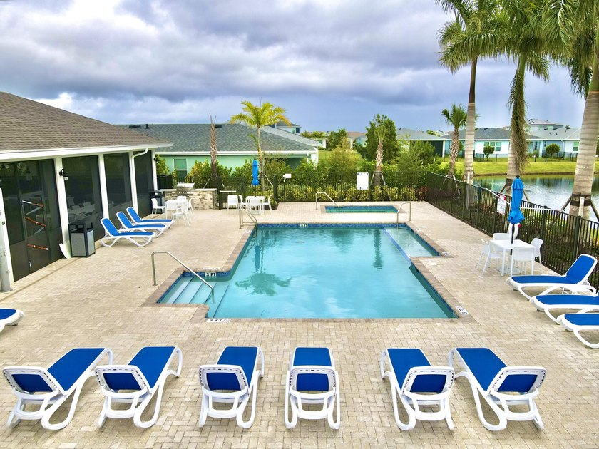 Welcome to this single-story residence in the Emery II community - photo 39