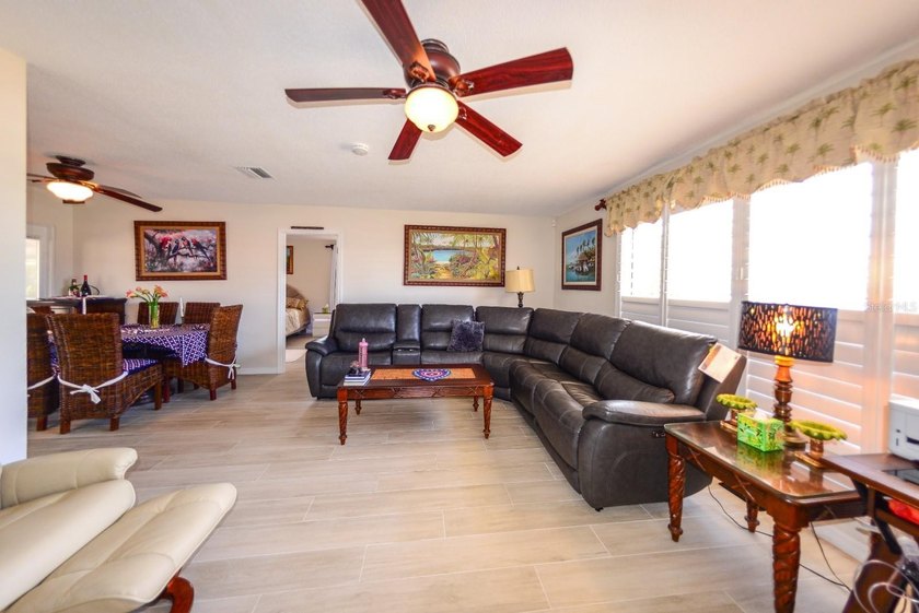 PRICE REDUCED! COMPLETELY REMODELED AND UPDATED 3/2/2 SAILBOAT - photo 6