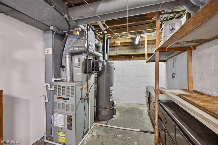 Well maintained 3 bed and 1 bath Cape-Cod. Includes dining room - photo 17