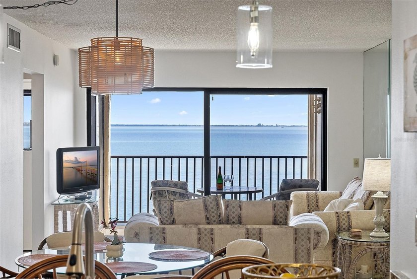 Virtually Staged. Step into your new condo with a *cruise ship* - photo 33