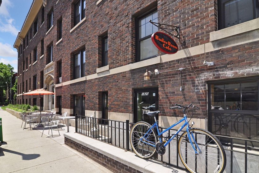 One-of-a-kind urban living in this exceptional two-story - photo 34