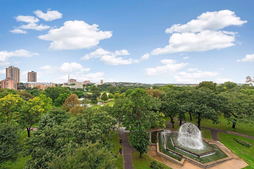 One-of-a-kind urban living in this exceptional two-story - photo 38