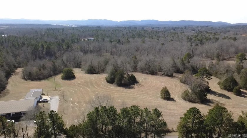 WELCOME TO EAGLES LANDING ESTATES-AN EXCEPTIONAL NEW SUBDIVISION - photo 6