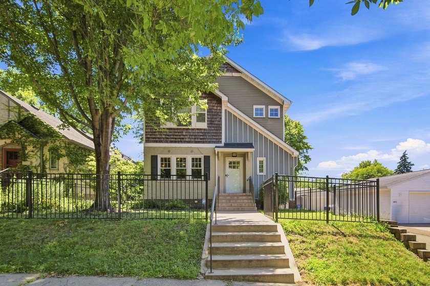 Completely renovated from top to bottom, this exceptional home - photo 2