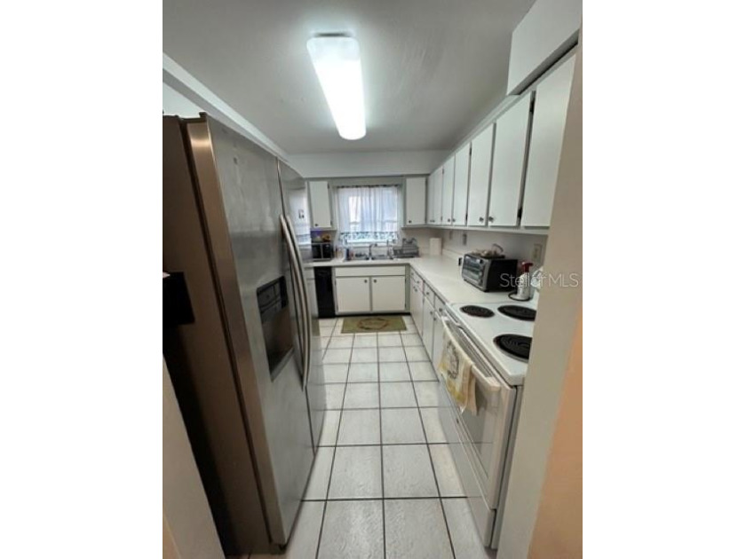 Your Tomorrow Starts Here! This move in ready, 3 bedroom, 2 bath - photo 5