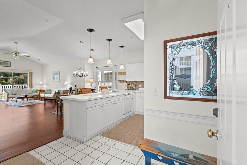 Welcome to 4870 Dahlia Ct, a well-maintained 3BR/2BA condo in - photo 8