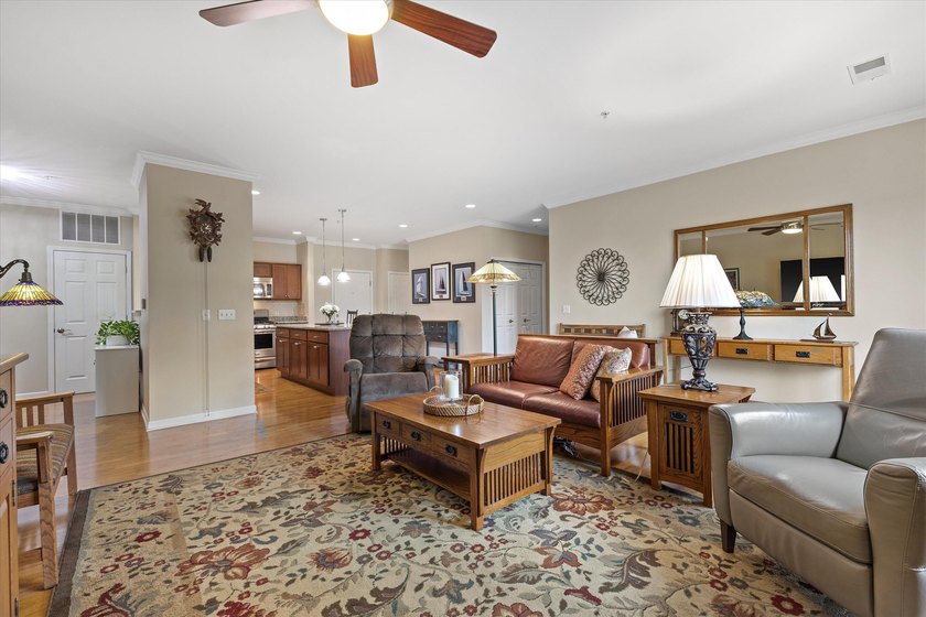 Enjoy river views from this beautiful 2 bedroom, 2 bath condo in - photo 13