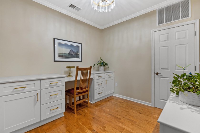 Enjoy river views from this beautiful 2 bedroom, 2 bath condo in - photo 14