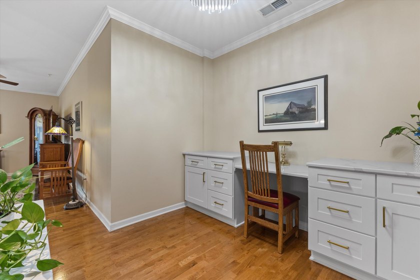 Enjoy river views from this beautiful 2 bedroom, 2 bath condo in - photo 15