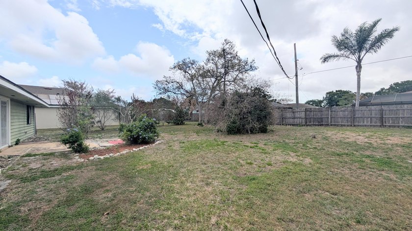 Opportunity awaits in this 3-bedroom, 2-bath home located in the - photo 3