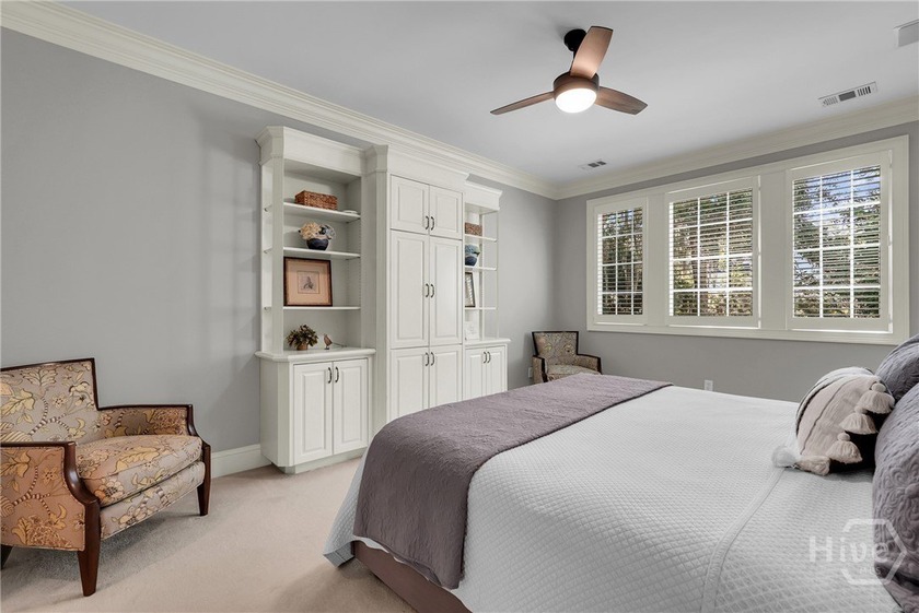 Welcome to this stunning, exquisitely decorated townhouse - photo 18