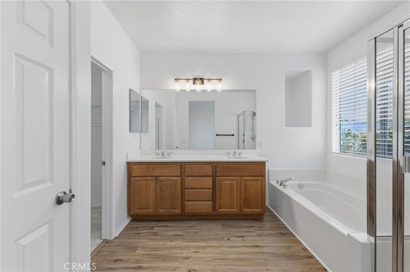 Welcome to 29144 Celestial in Menifee!! A beautifully maintained - photo 9