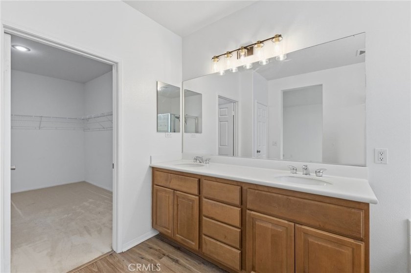 Welcome to 29144 Celestial in Menifee!! A beautifully maintained - photo 10