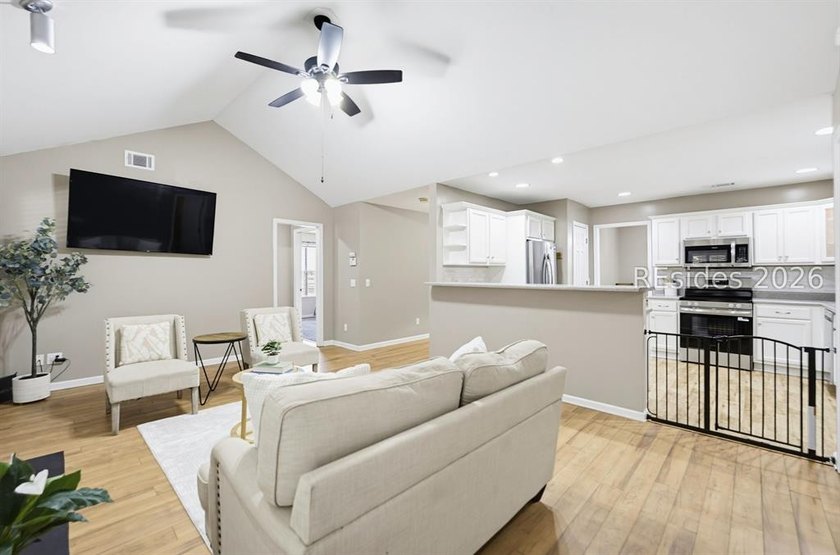 Welcome to 24 Eagle Trace, a beautifully maintained home nestled - photo 4