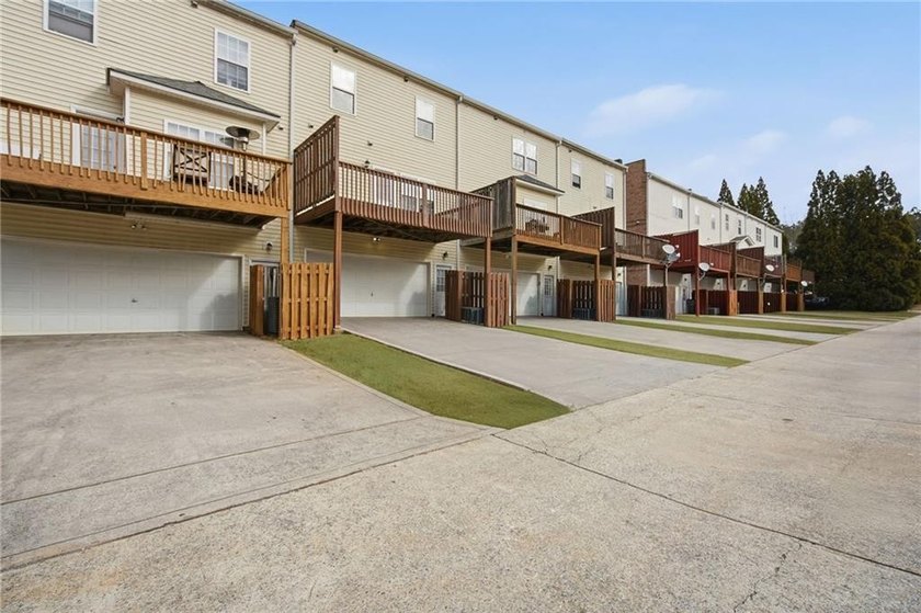 Stunning and Spacious Townhome in Desirable Acworth! Welcome - photo 30