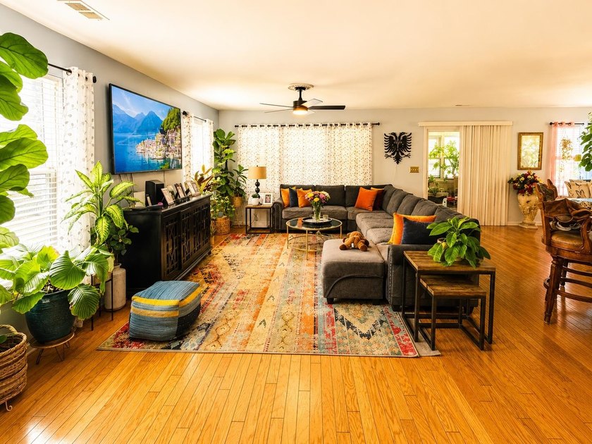 Beautiful 4-Bedroom Home in The Farm - Just 4 Miles from the - photo 8