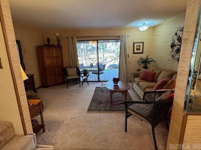 Spend many relaxing hours at this lovely 2 bedroom, 1.5 bath - photo 6
