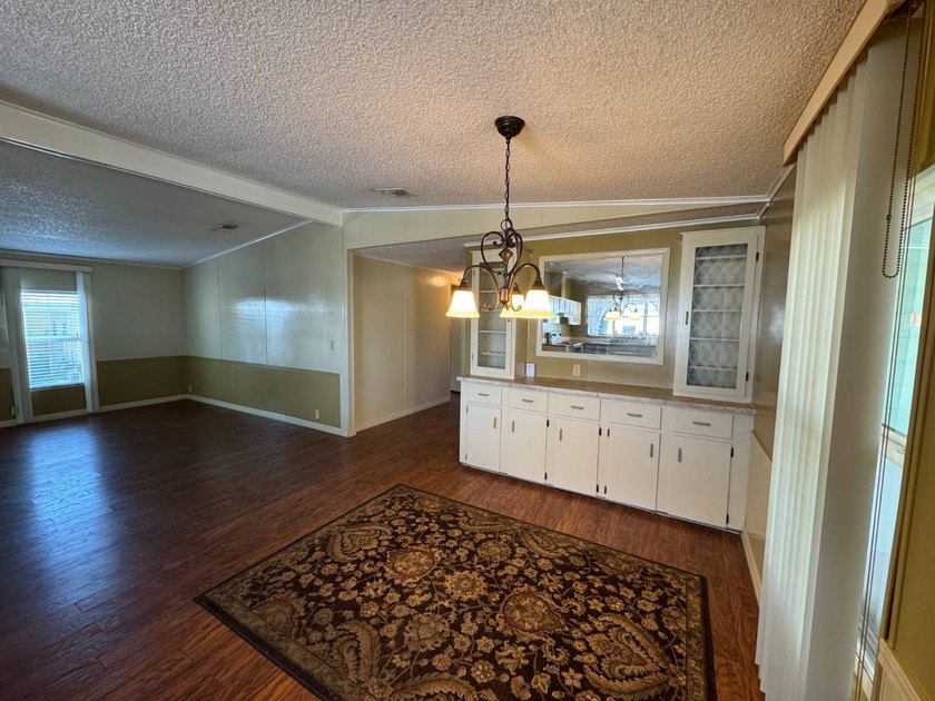 Don't miss this immaculate 2BR/2BA, 1248 sq. ft. home in the - photo 8