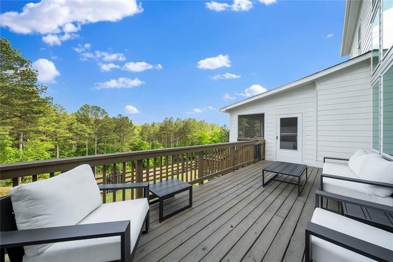 Tucked within the highly sought after Holly Farm community in - photo 44