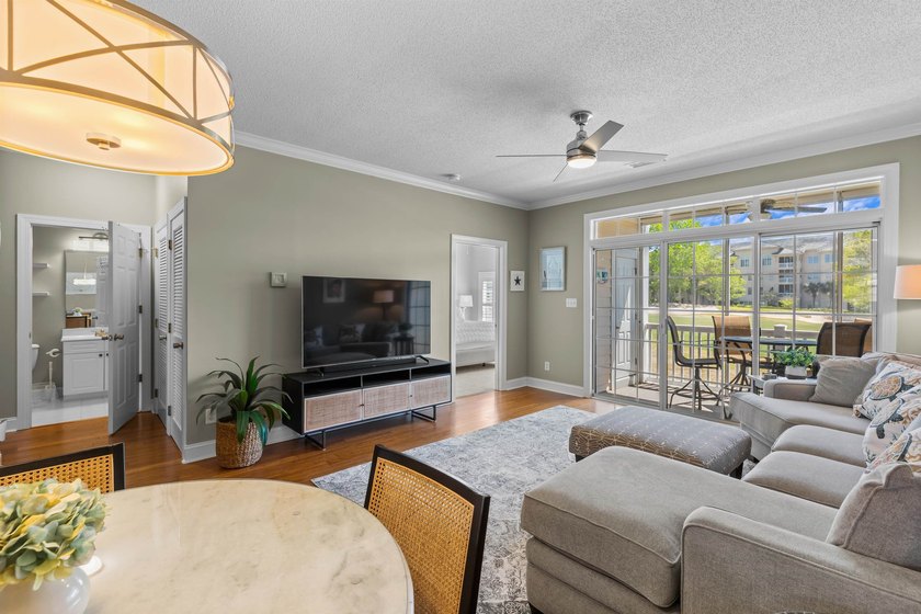 Welcome to luxury living overlooking the picturesque greens of - photo 9