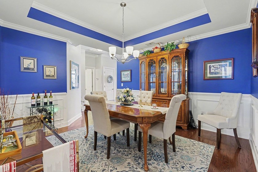 Welcome to 5459 Elba Way, a beautifully maintained 3-bedroom - photo 18