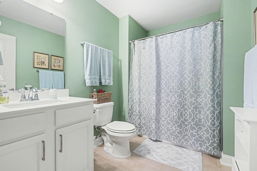Welcome to 5459 Elba Way, a beautifully maintained 3-bedroom - photo 32
