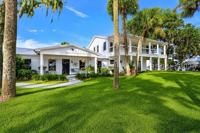 A Legacy Lowcountry Property Hidden in Plain Sight. Some - photo 9