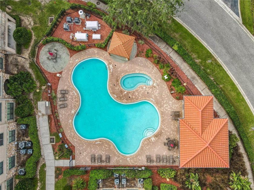 Seller offering up to $10,000 in buyer credits (subject to - photo 22
