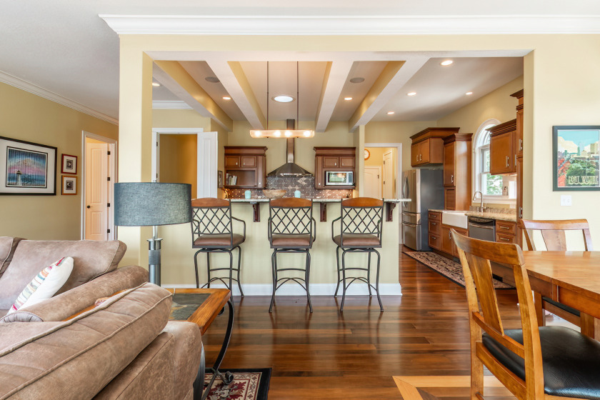 Custom Built Jimmerson Lake Home - photo 12