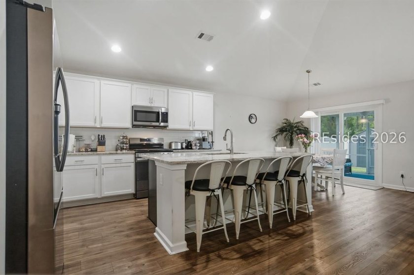 Welcome to your private oasis in the heart of Bluffton! This - photo 6