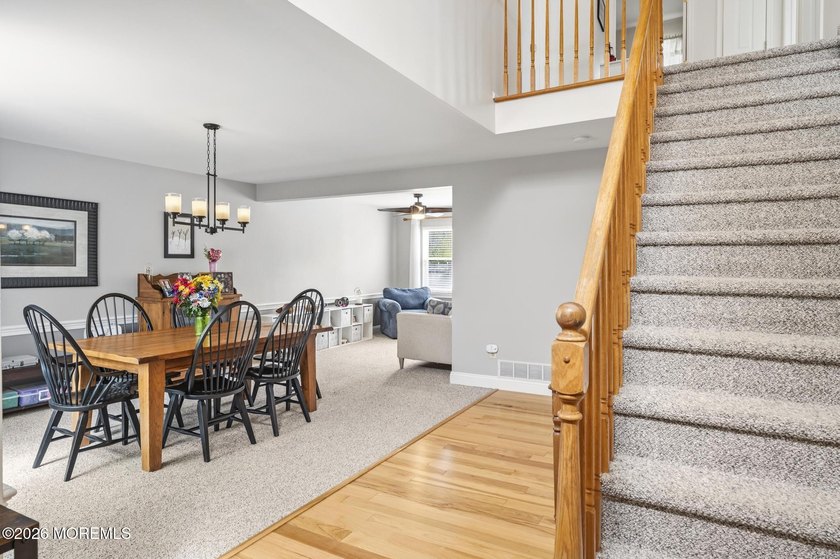 Stunning Colonial set on a beautifully landscaped property with - photo 5
