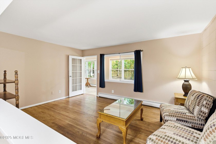 Updated Private Retreat in Cedar Glen Homes Looking for a - photo 5