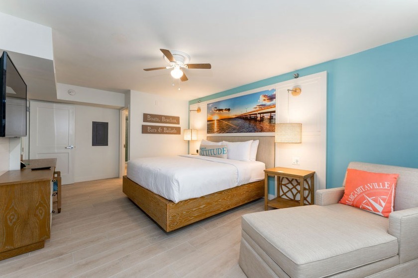 Welcome to your dream beachfront escape! This stunning unit - photo 16