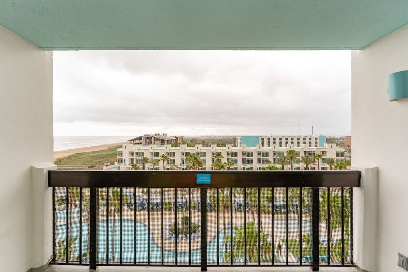 Welcome to your dream beachfront escape! This stunning unit - photo 22